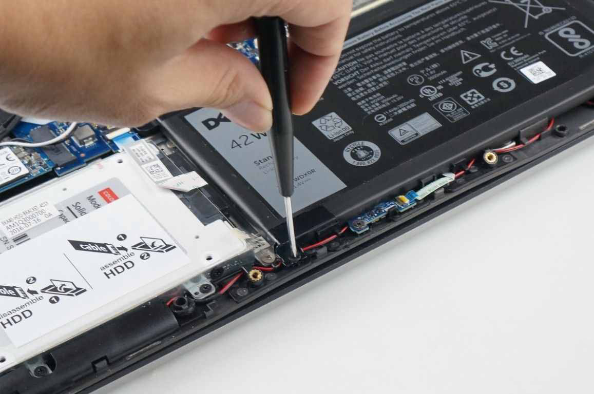 A Guide to Checking the Health of Your Laptop Battery